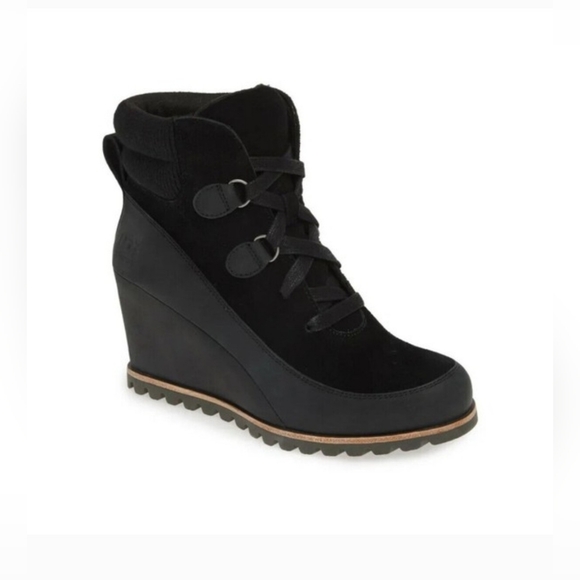 🦋NIB UGG Wedge Boots - Picture 6 of 16